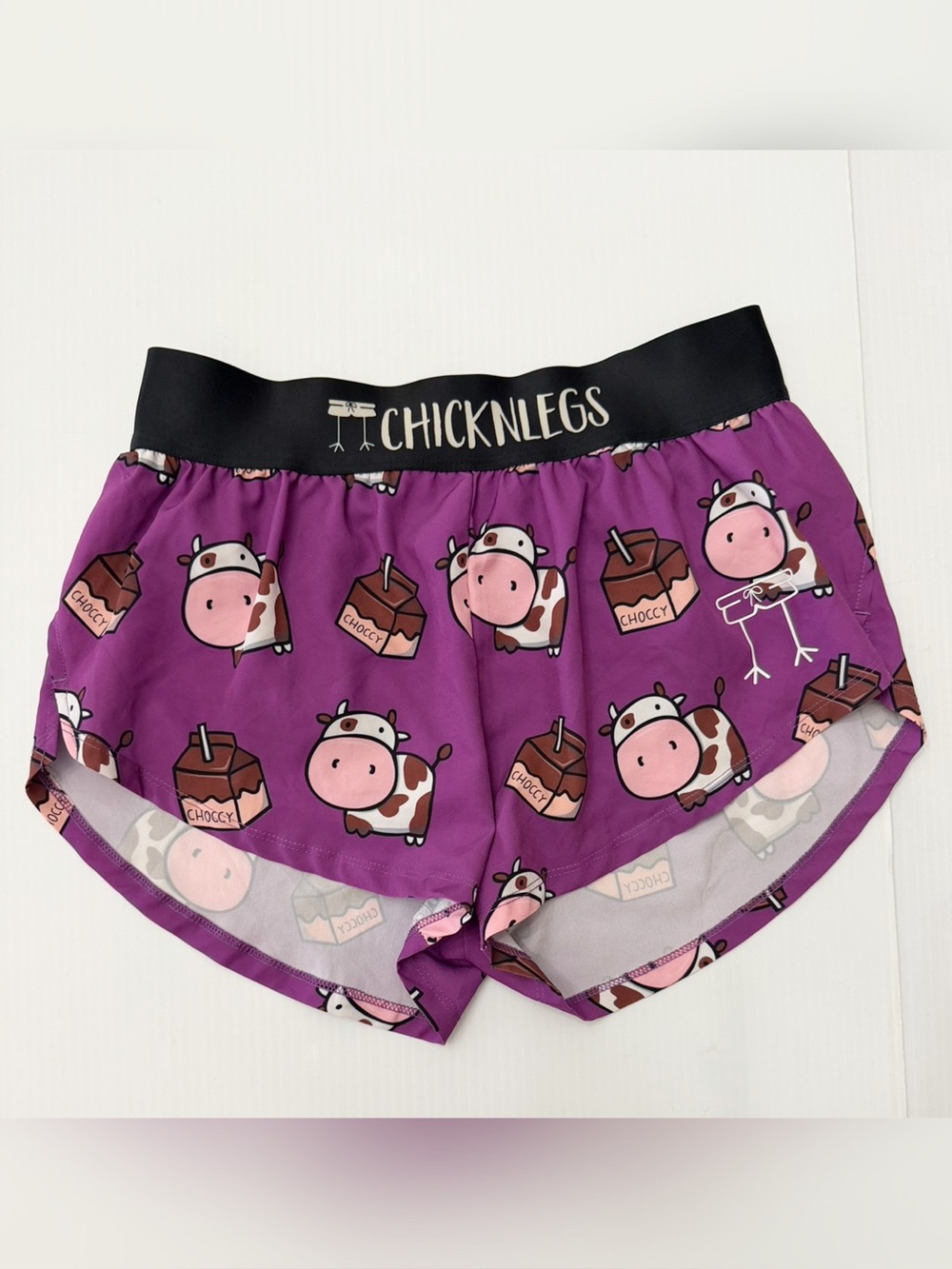 Chicknlegs Women's Choccy Cows 1.5" Split Shorts Size XS